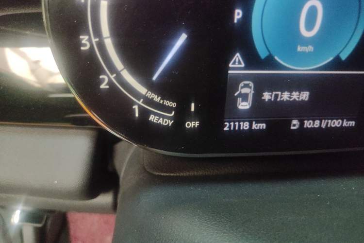 Used MINI 2023 Revised 2.0T COOPER S CABRIO Artist Odometer Close Up