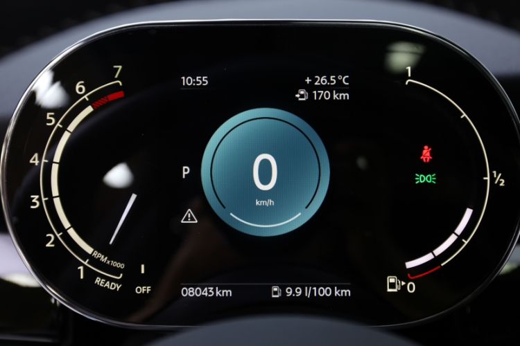 Used MINI 2023 Updated 2.0T COOPER S Artist Odometer Close Up