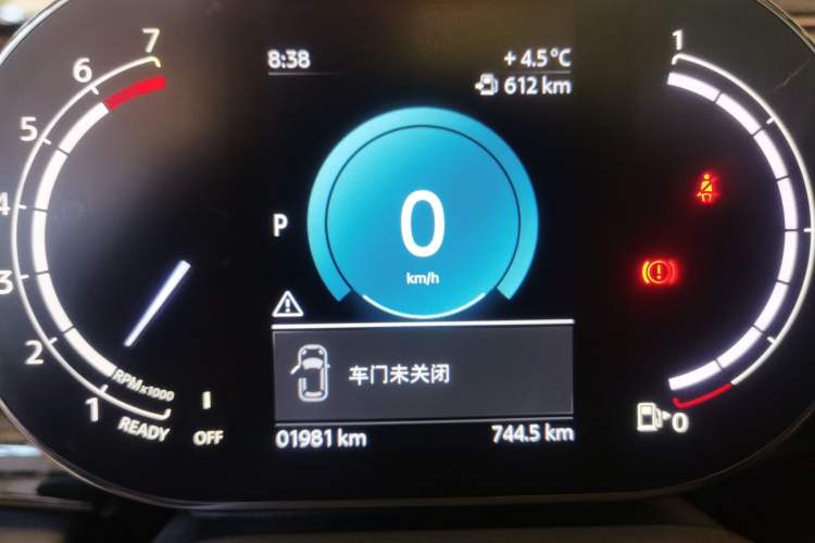 Used MINI 2023 Updated 2.0T COOPER S Racing Driver Odometer Close Up