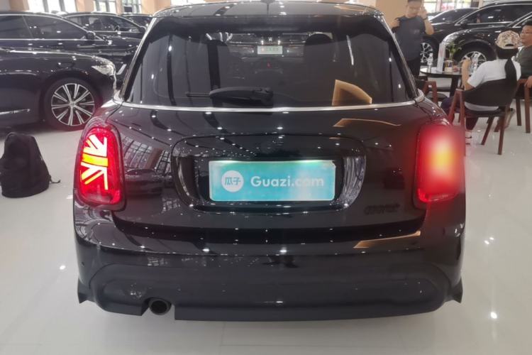 Used MINI 2023 1.5T COOPER Artist Five-Door Edition Rear