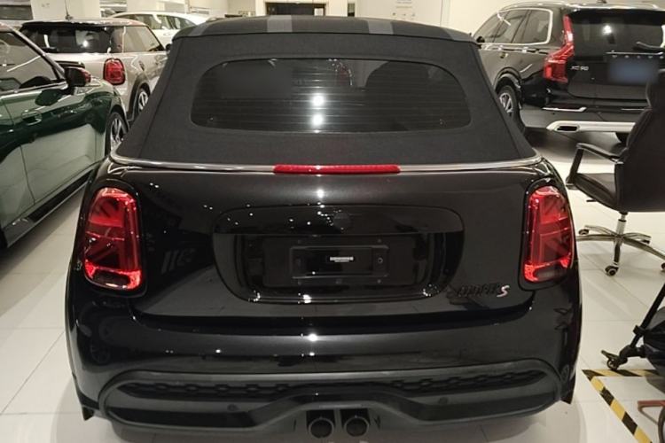 Used MINI 2023 Second Facelift 2.0T COOPER S CABRIO Artist Rear