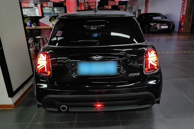 Used MINI 2023 Updated 1.5T COOPER Artist Rear
