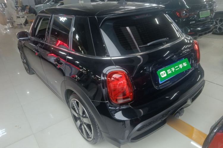 Used MINI 2023 2.0T COOPER S Artist Five-Door Edition Rear Left 45 Deg