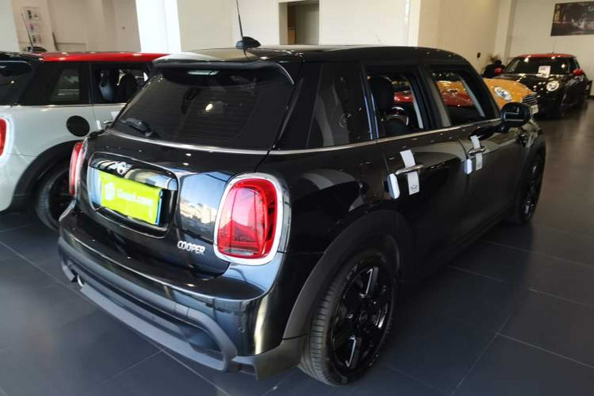 Used MINI 2023 Updated 1.5T COOPER Artist Five-Door Edition Rear Right 45 Deg