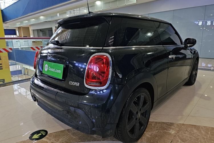 Used MINI 2023 Updated 1.5T COOPER Artist Rear Right 45 Deg