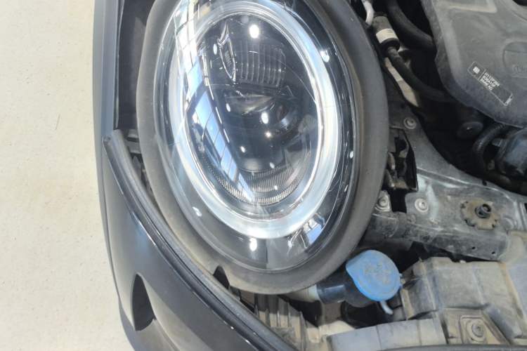 Used MINI 2023 1.5T COOPER Artist Five-Door Edition Right Front Headlight