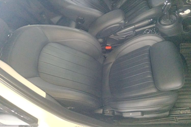 Used MINI 2023 2.0T COOPER S Artist Five-Door Edition Right Front Seat