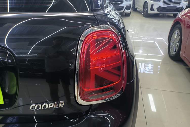Used MINI 2023 Updated 1.5T COOPER Artist Right Rear Taillight