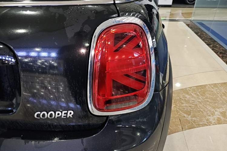 Used MINI 2023 Updated 1.5T COOPER Artist Right Rear Taillight