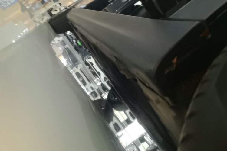 Used MINI 2023 1.5T COOPER Artist Five-Door Edition Right Side Sill