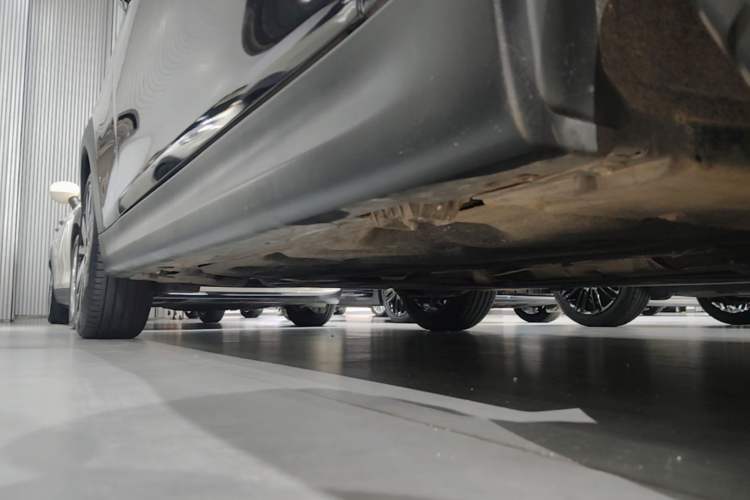 Used MINI 2023 Updated 1.5T COOPER Artist Right Side Sill