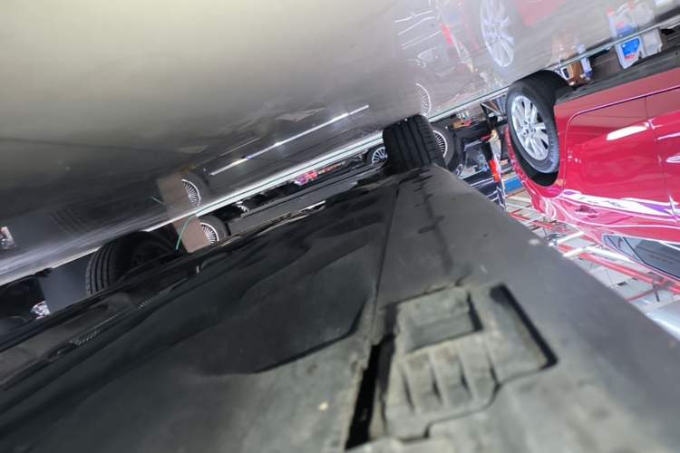 Used MINI 2023 Updated 1.5T COOPER Artist Right Side Sill