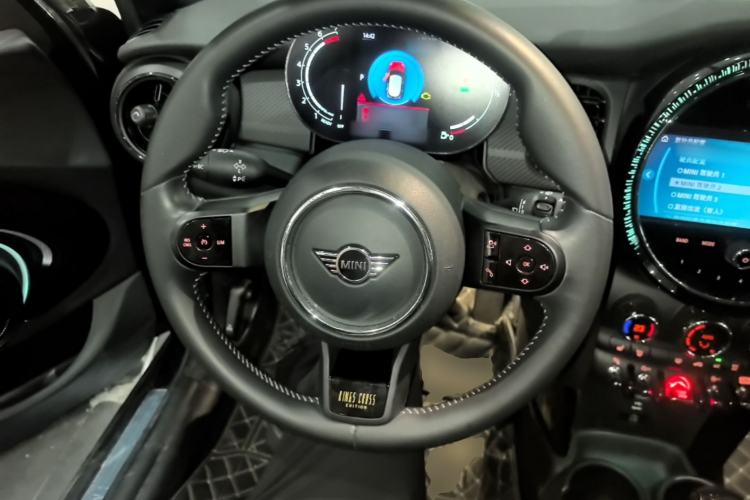 Used MINI 2023 1.5T COOPER King's Cross Special Edition Five-Door Version Steering Wheel