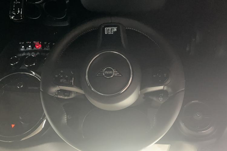 Used MINI 2023 1.5T COOPER Midnight Escape Special Edition Steering Wheel