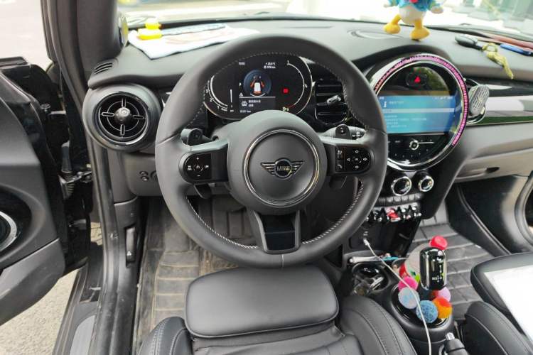 Used MINI 2023 2.0T COOPER S King's Cross Special Edition Steering Wheel
