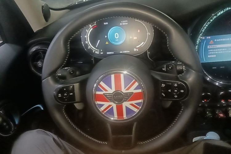 Used MINI 2023 2.0T COOPER S Artist Five-Door Edition Steering Wheel