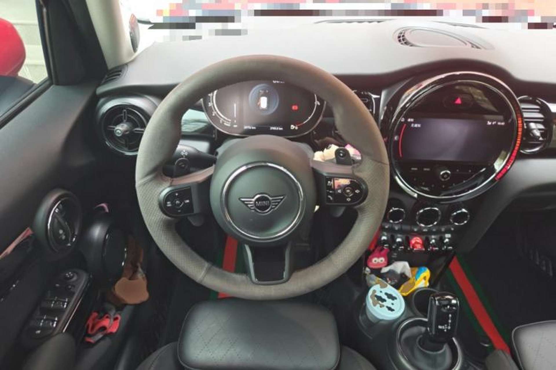 Used MINI 2023 Facelift 2.0T COOPER S Artist Five-Door Edition Steering Wheel