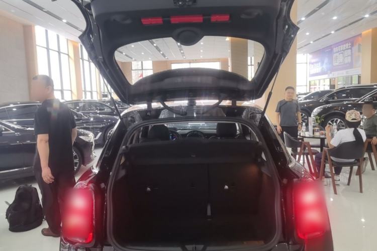 Used MINI 2023 1.5T COOPER Artist Five-Door Edition Trunk