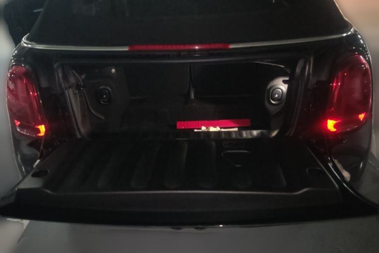 Used MINI 2023 Second Facelift 2.0T COOPER S CABRIO Artist Trunk