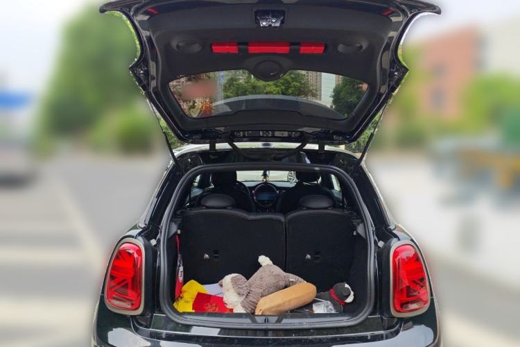 Used MINI 2023 2.0T COOPER S King's Cross Special Edition Trunk