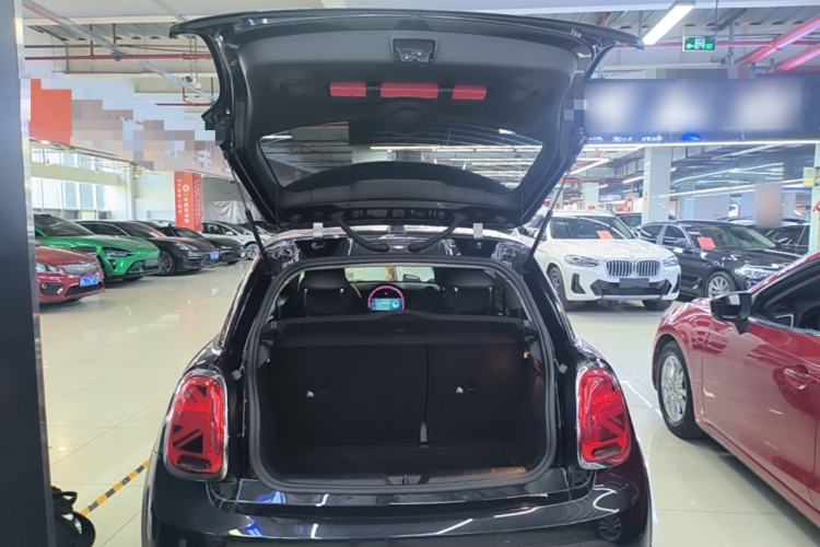 Used MINI 2023 Updated 1.5T COOPER Artist Trunk