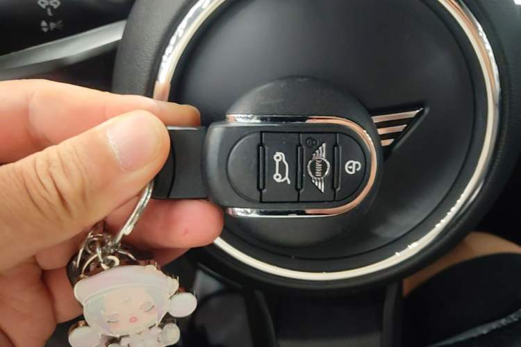 Used MINI 2023 Updated 1.5T COOPER Artist Vehicle Key