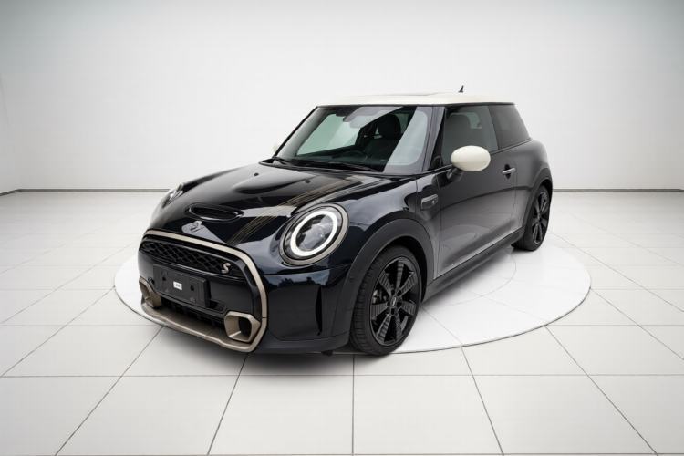 Used MINI 2023 Updated 2.0T COOPER S Artist Guazi used car, China used car export, Used car for sale, Used cars, Cheapest cars for sale