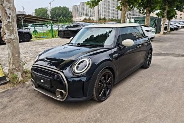 Used MINI 2023 Updated 2.0T COOPER S Artist