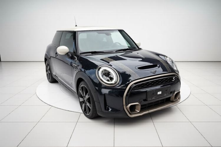 Used MINI 2023 Updated 2.0T COOPER S Artist Front Right 45 Deg