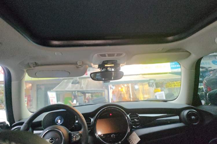 Used MINI 2023 Updated 1.5T COOPER Artist Headliner