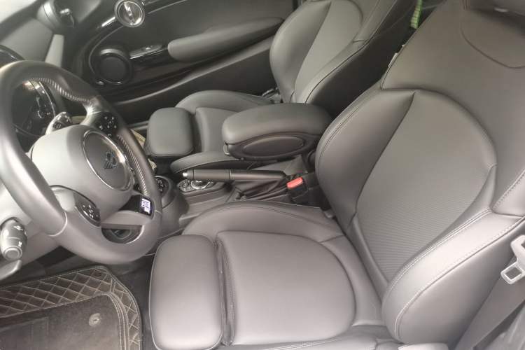 Used MINI 2023 1.5T COOPER Midnight Escape Special Edition Left Front Seat