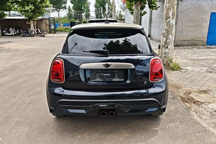 Used MINI 2023 Updated 2.0T COOPER S Artist Rear