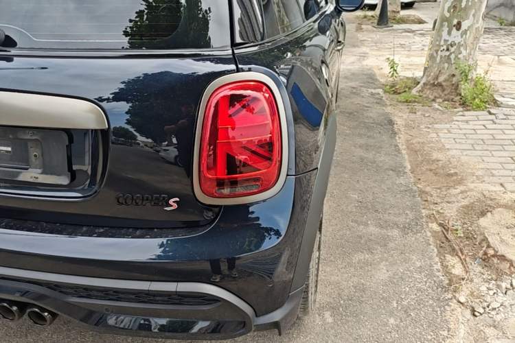 Used MINI 2023 Updated 2.0T COOPER S Artist Right Rear Taillight