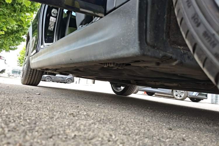 Used MINI 2023 Updated 2.0T COOPER S Artist Right Side Sill