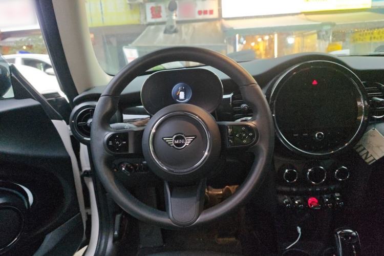Used MINI 2023 Updated 1.5T COOPER Artist Steering Wheel