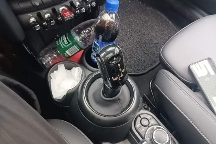 Used MINI 2023 Updated 1.5T COOPER Artist Gear Lever