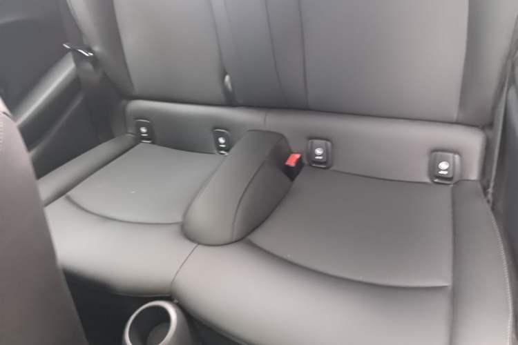 Used MINI 2023 Updated 1.5T COOPER Artist Left Rear Seat