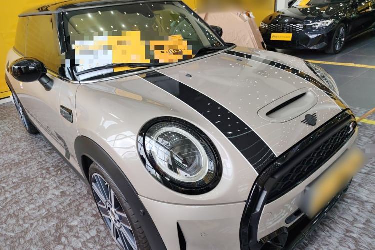 Used MINI 2023 Updated 2.0T COOPER S Artist Front Right 45 Deg
