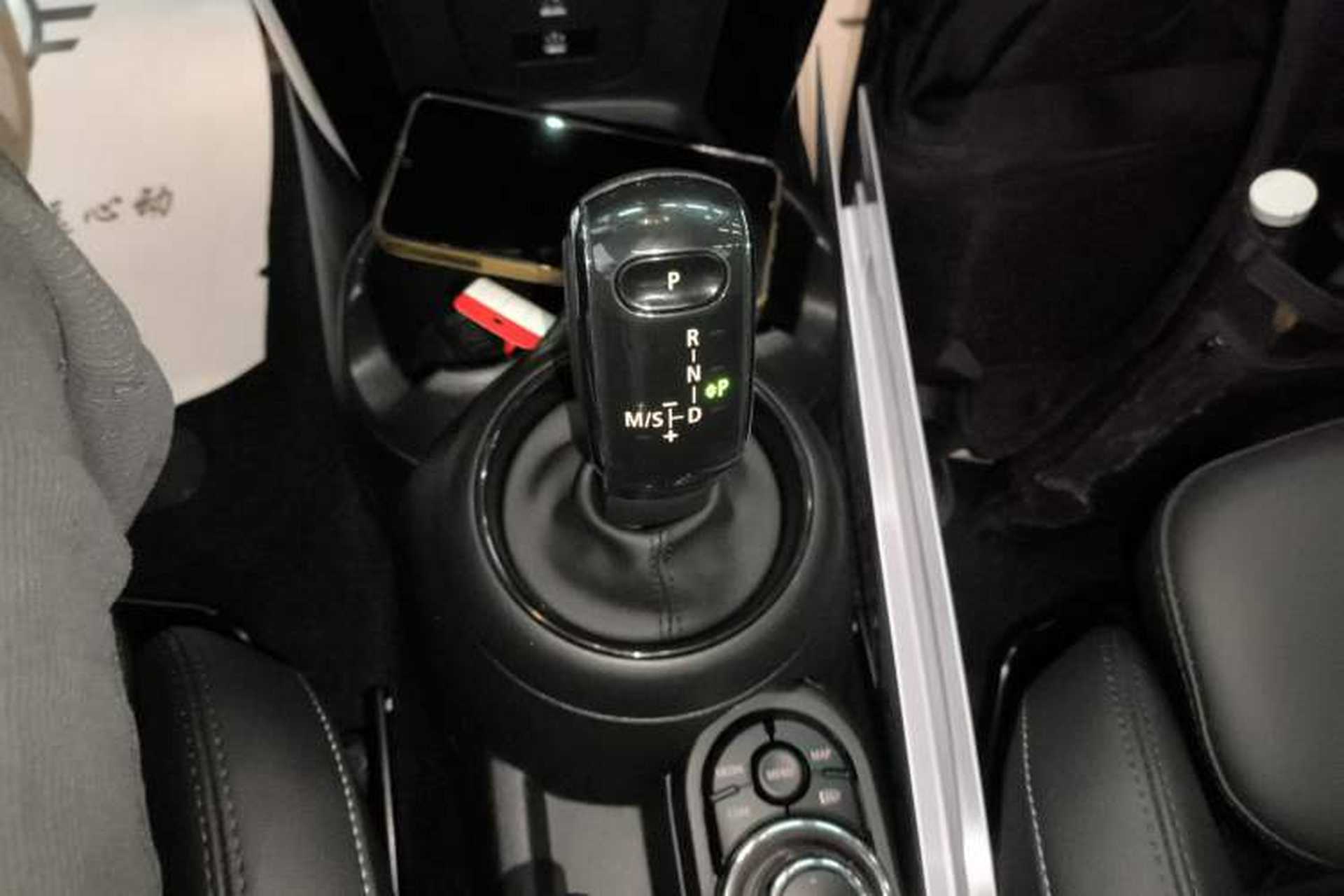 Used MINI 2023 1.5T COOPER Artist Gear Lever