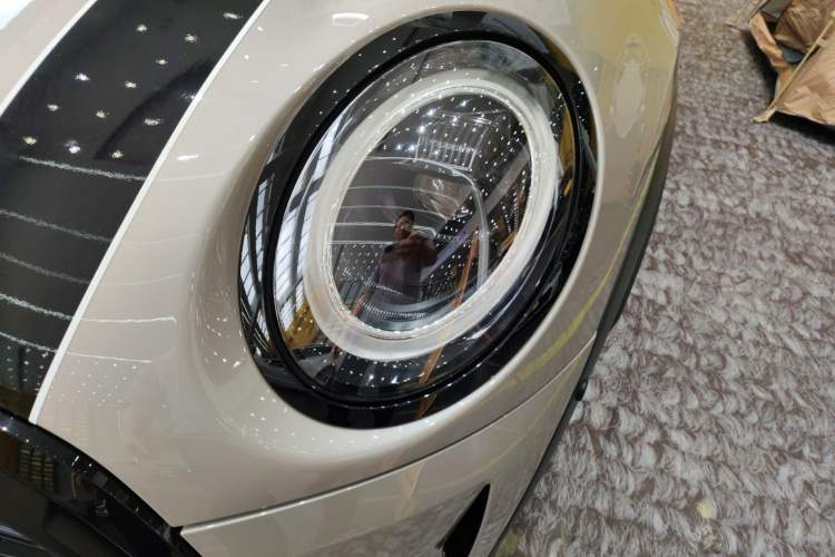 Used MINI 2023 Updated 2.0T COOPER S Artist Left Front Headlight