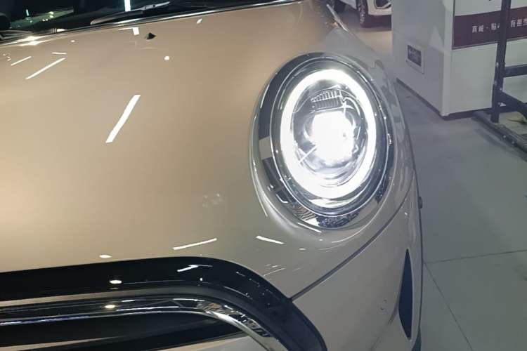 Used MINI 2023 Updated 1.5T COOPER Artist Left Front Headlight