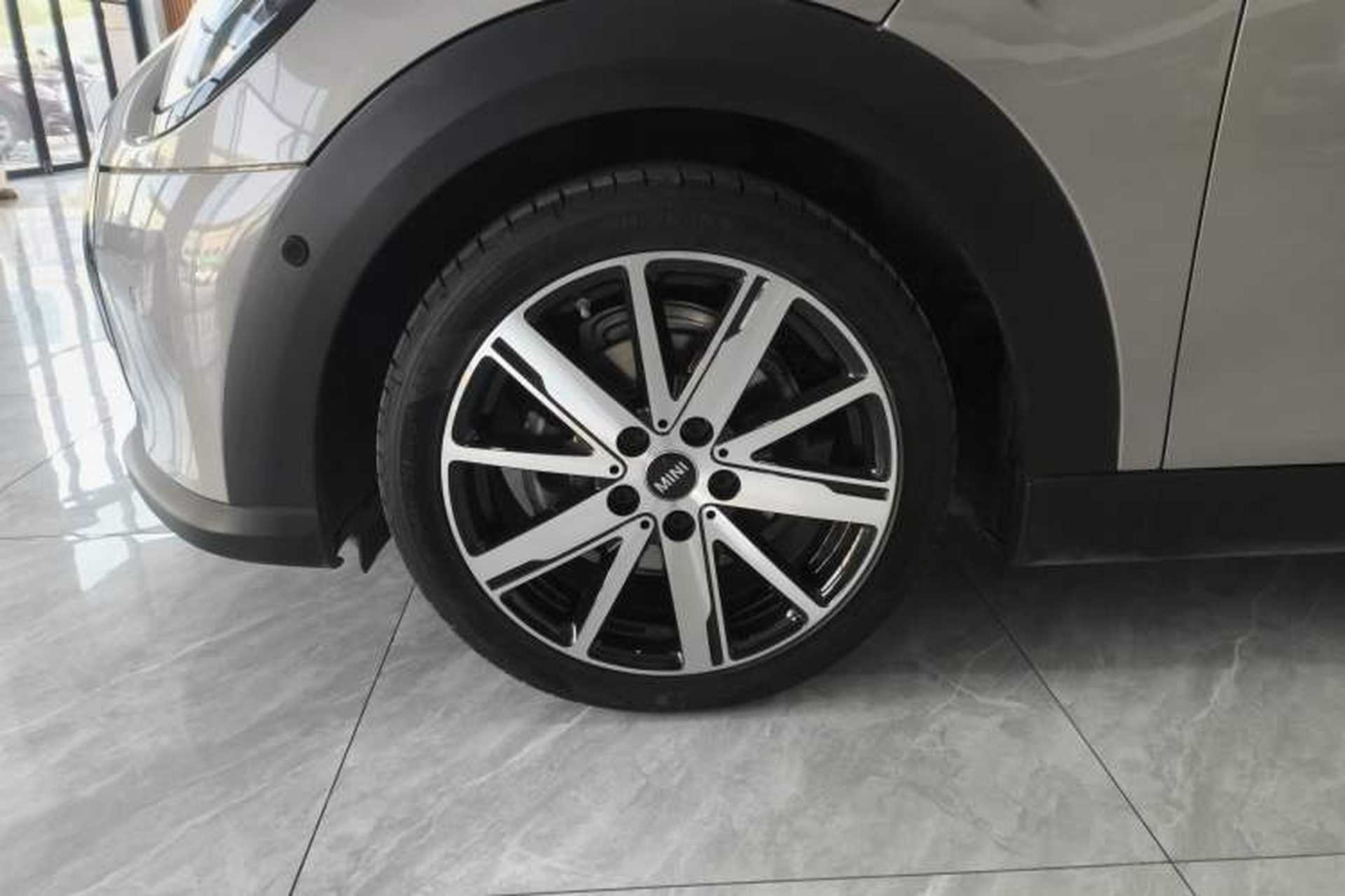 Used MINI 2023 1.5T COOPER Artist Left Front Wheel Hub