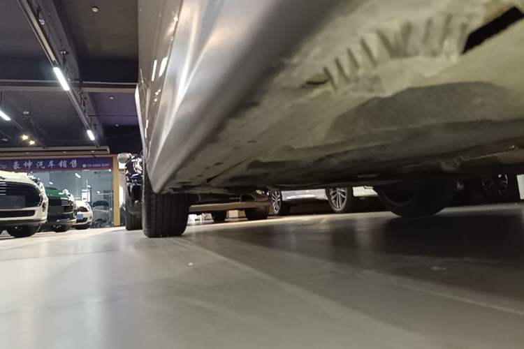 Used MINI 2023 Updated 1.5T COOPER Artist Right Side Sill
