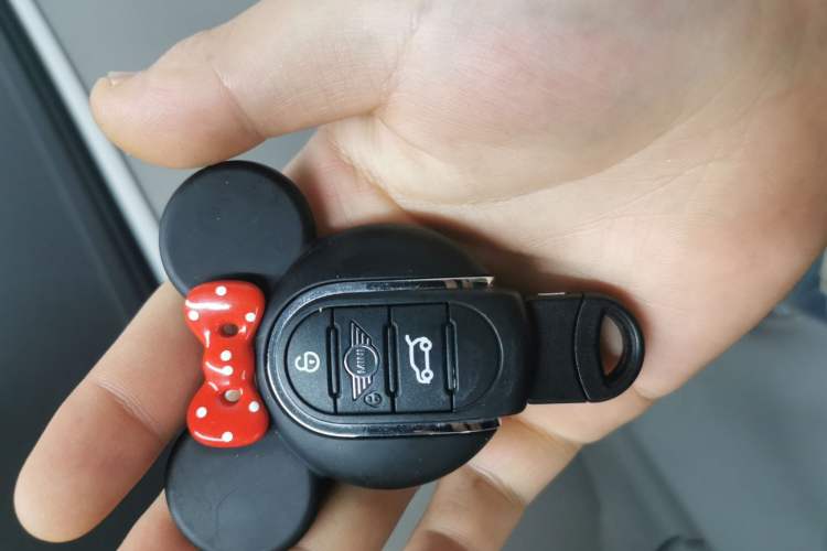 Used MINI 2023 Updated 1.5T COOPER Artist Vehicle Key