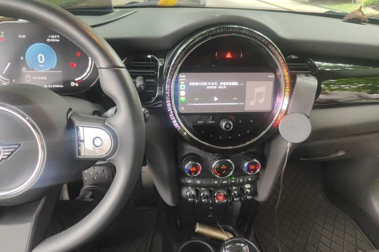 Used MINI 2023 1.5T COOPER Artist Audio And AC Panel