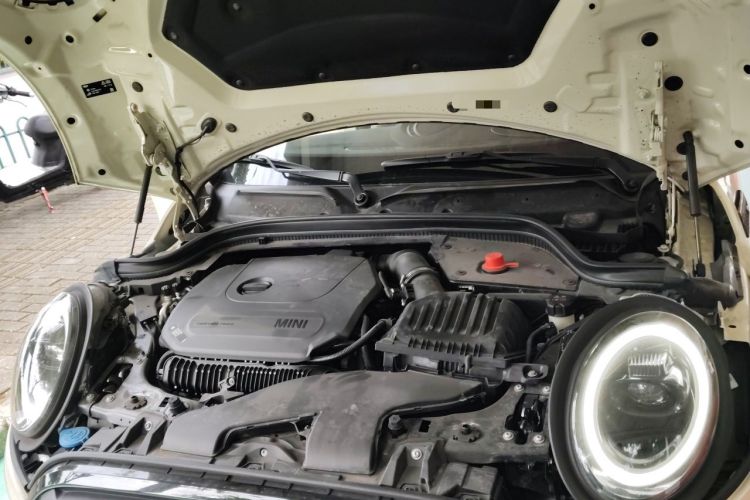 Used MINI 2023 2.0T COOPER S Artist Engine Bay