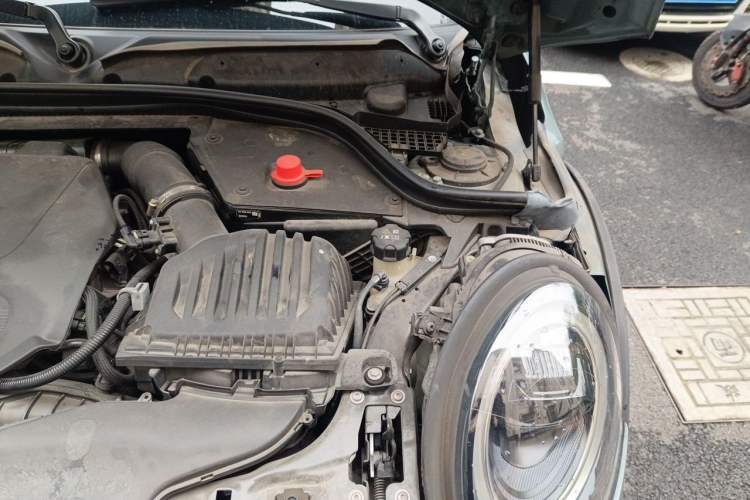 Used MINI 2023 2.0T COOPER S Arc Edition Engine Bay Left