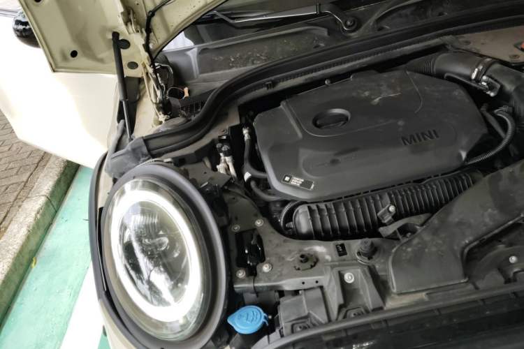 Used MINI 2023 2.0T COOPER S Artist Engine Bay Right