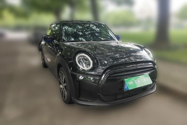 Used MINI 2023 1.5T COOPER Artist Front Right 45 Deg