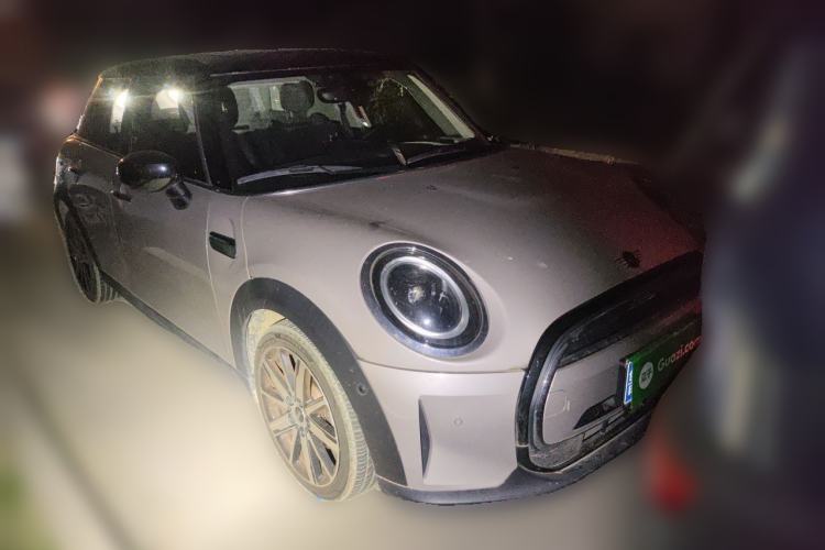 Used MINI 2023 1.5T COOPER Artist Five-Door Edition Front Right 45 Deg